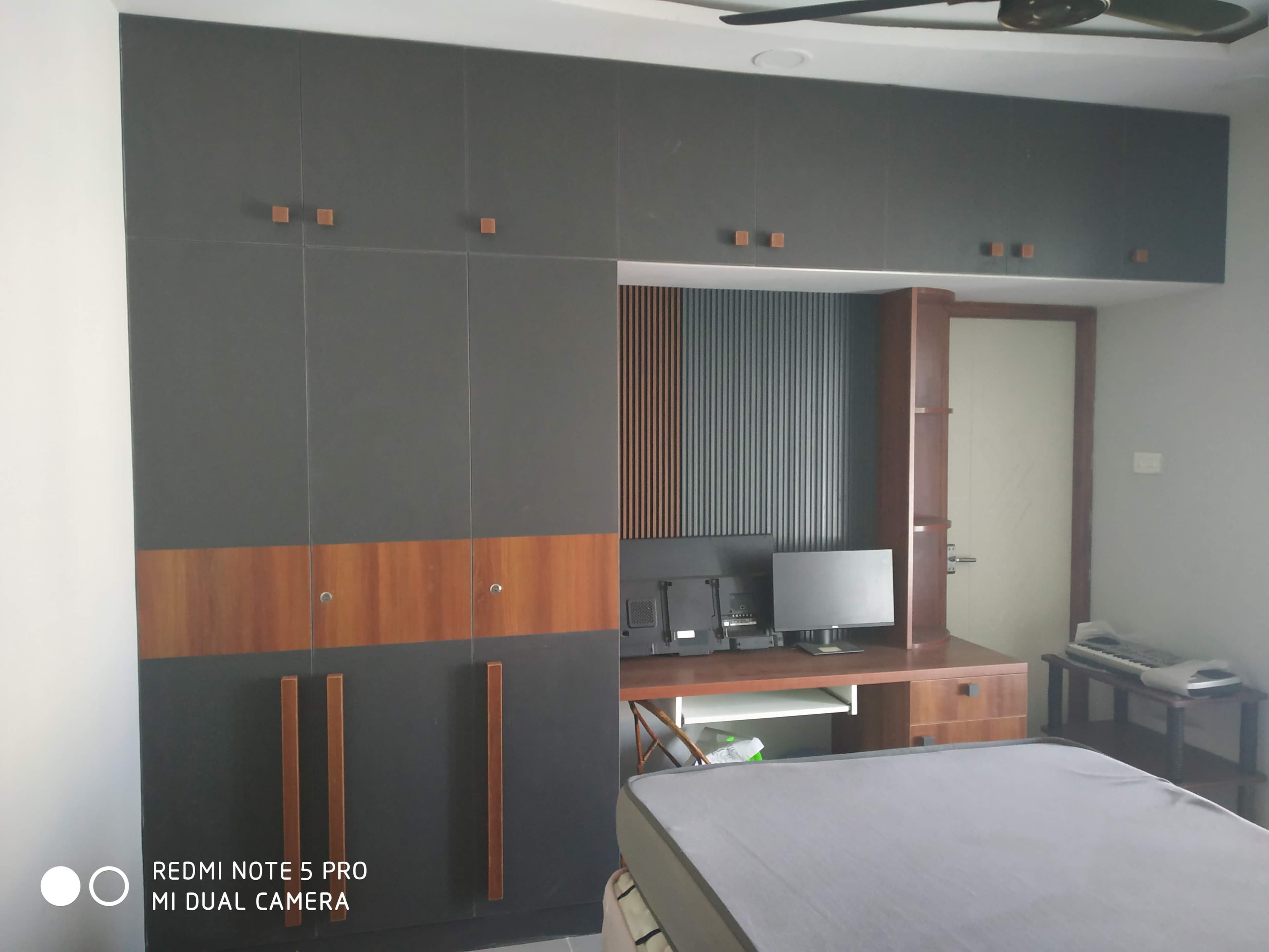The Albert Residence — Executive Conference & Workspace Interior #14