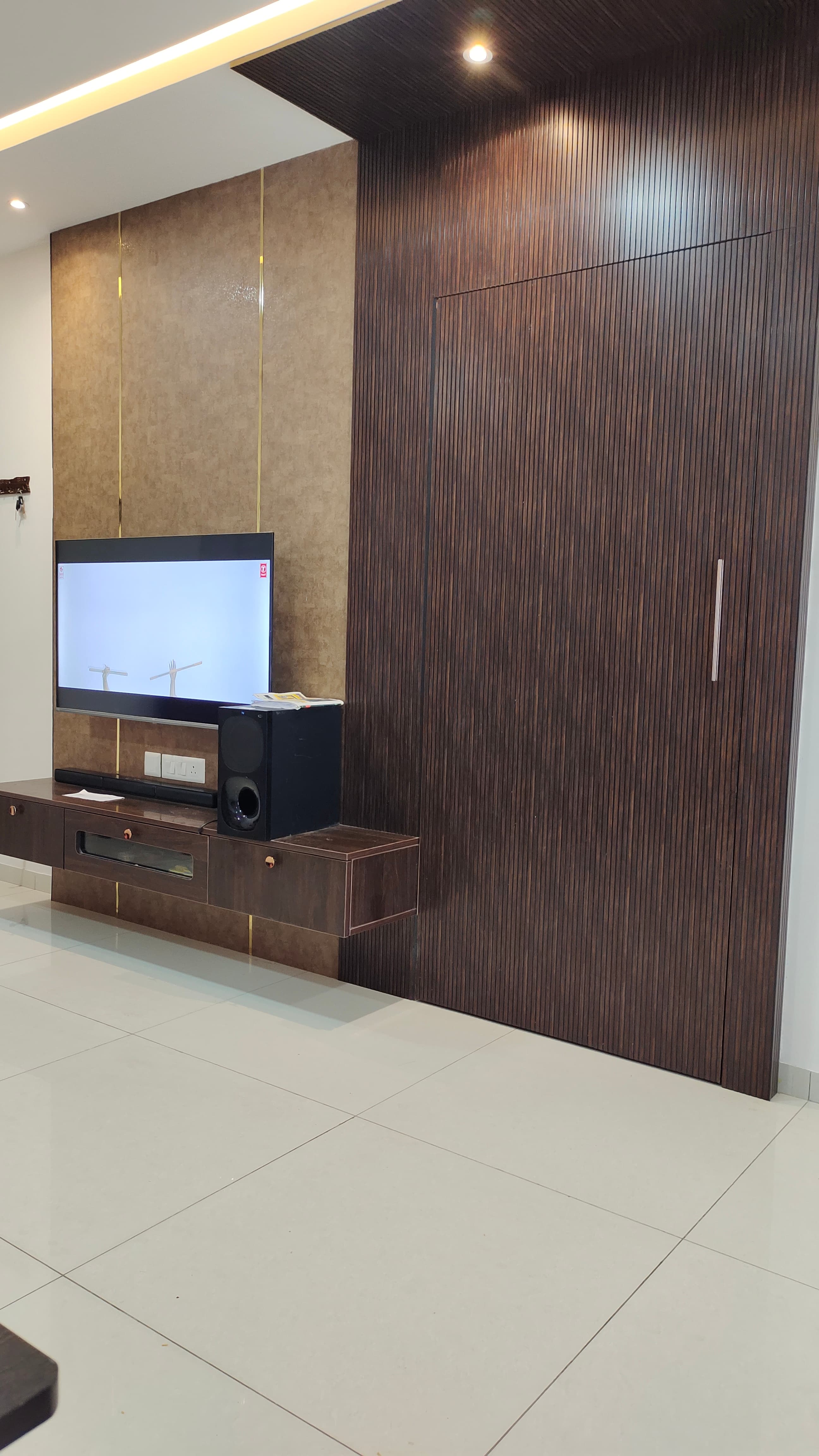 Urban Duplex & Modular Sanctuary - Photo 2