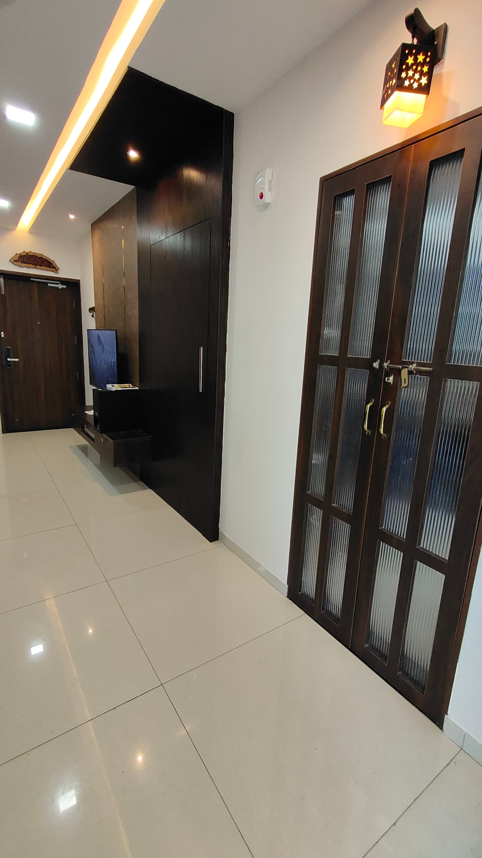 Urban Duplex & Modular Sanctuary - Photo 14