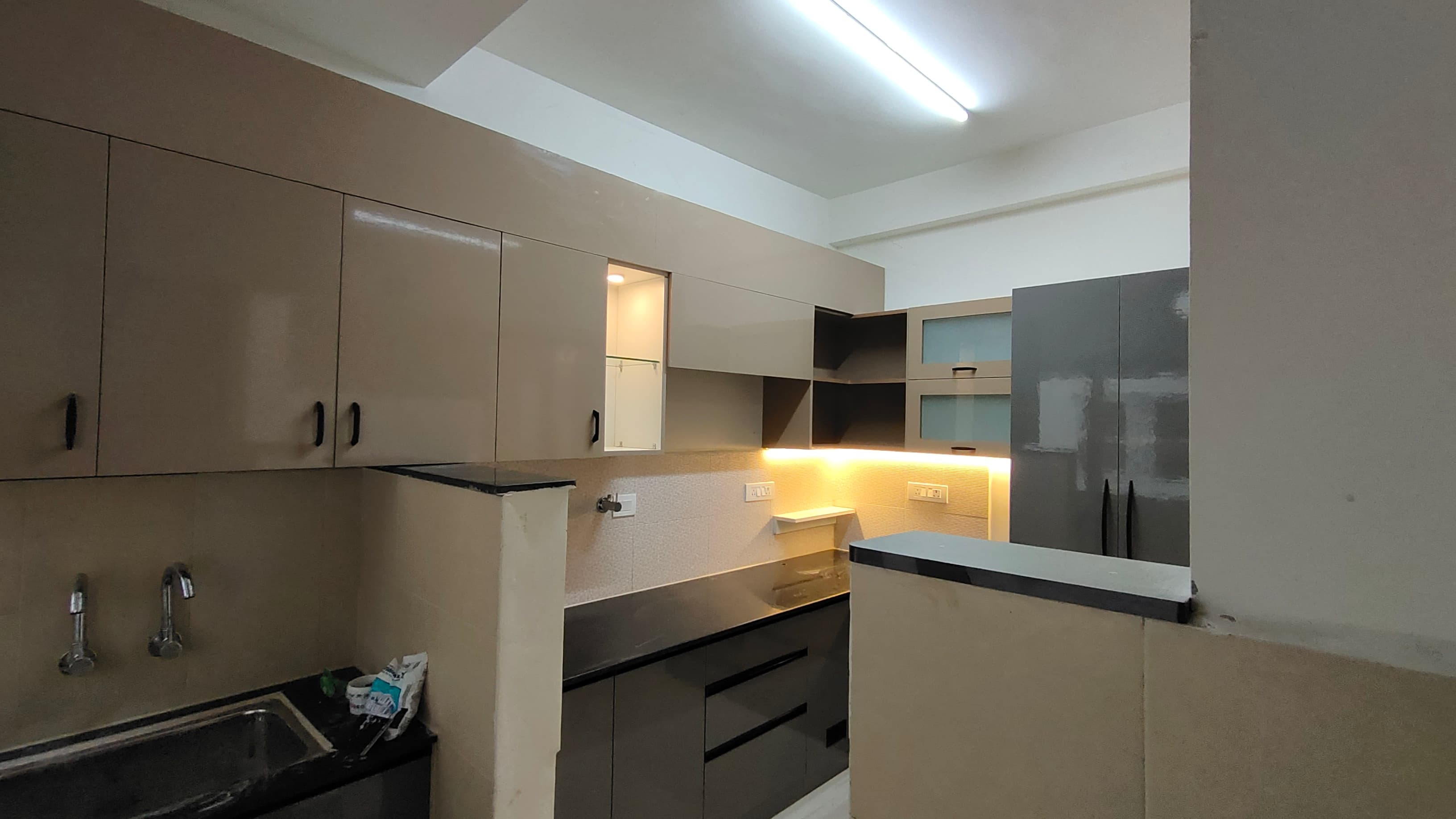 The Executive Penthouse & Corporate Suite - Photo 13