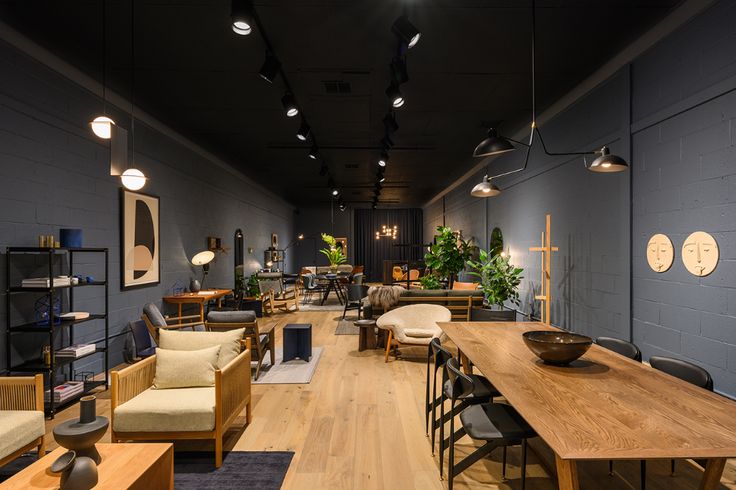 Retail and showroom display interior planning